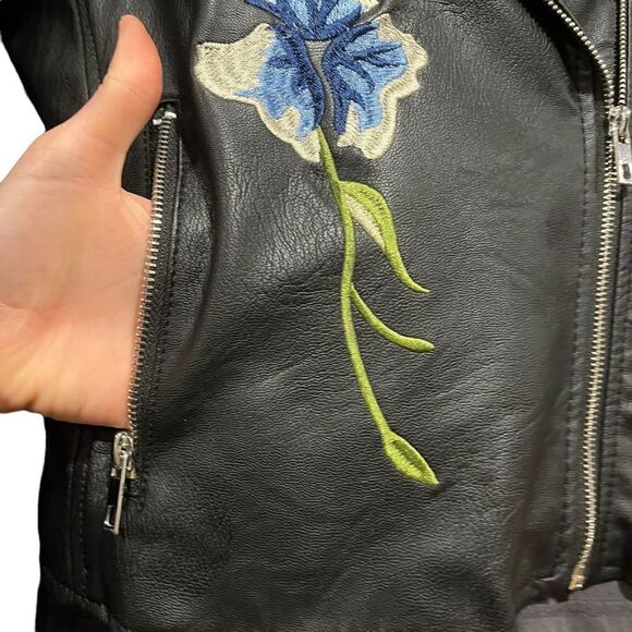 Ci Sono by Cavalini Floral Embroidered Vegan Faux Leather Jacket Women’s Medium - Picture 3 of 8